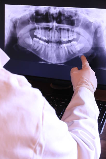 Best Emergency Dentist for Knocked-Out Tooth in Eerlin, ND